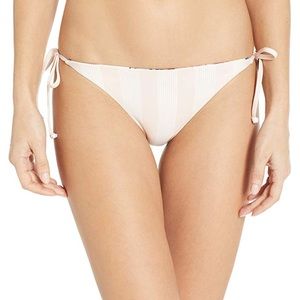 Beautiful NWT Splendid reversible bikini bottoms!